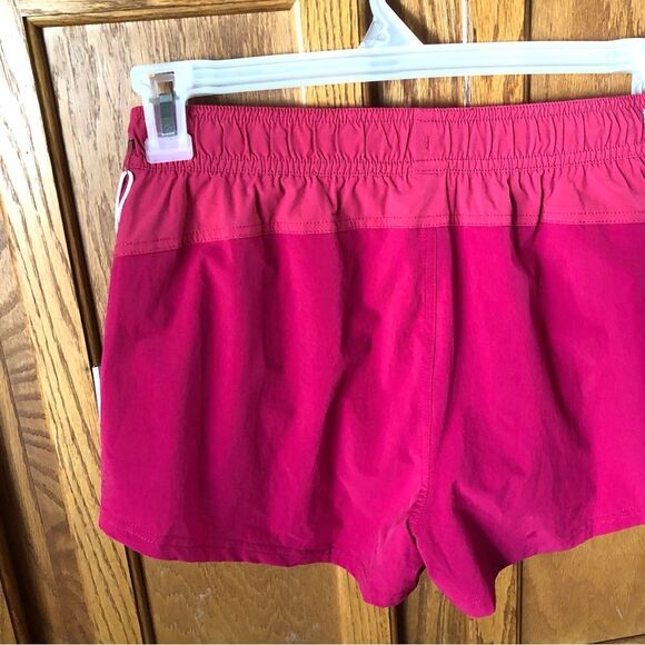 NWT Fair Harbor The Corliss Shorts Raspberry Size S - Picture 6 of 10
